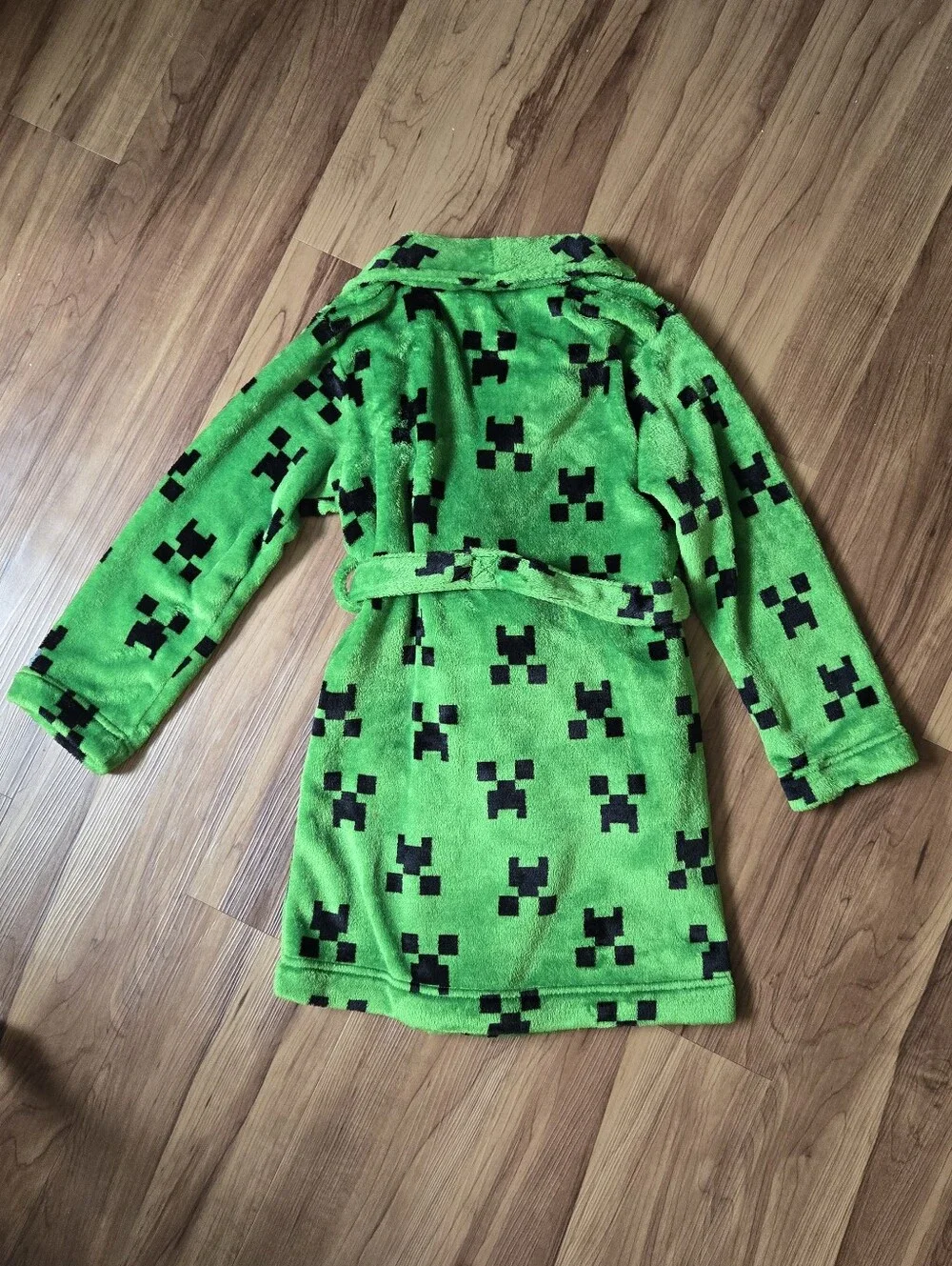 Minecraft Creeper Green Plush Kids size 8 Robe with Front Pockets VGUC